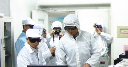 國(guó)防科技大學(xué)光纖激光科研成果獲&ldquo;第九屆國(guó)際發(fā)明展覽會(huì)金獎(jiǎng)&rdquo;_鳳凰資訊