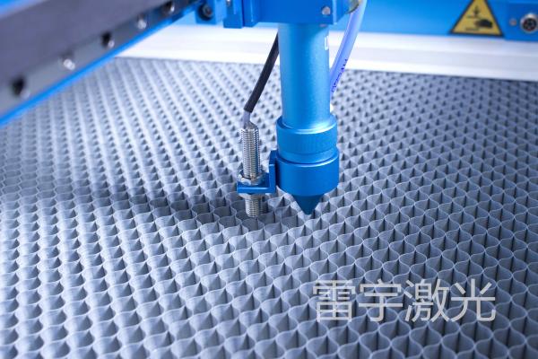 如何使用激光切割機才算安全？老司機告訴你答案！