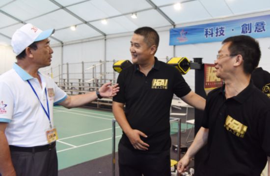 荷福智能機器人&ldquo;小福星&rdquo;：配備3D激光雷達導航