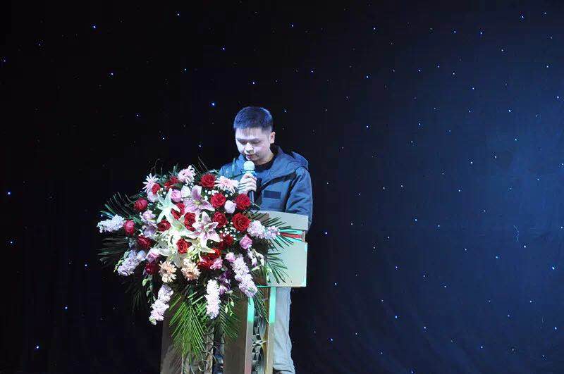 凝聚夢(mèng)想&bull;同心同行 &mdash; 華俄激光2018春節(jié)聯(lián)歡晚會(huì)圓滿結(jié)束