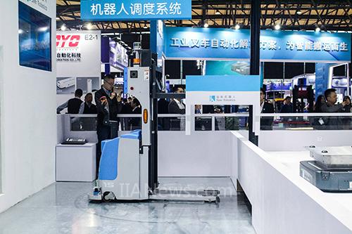 激光無軌導航方式，如何選擇才合適？