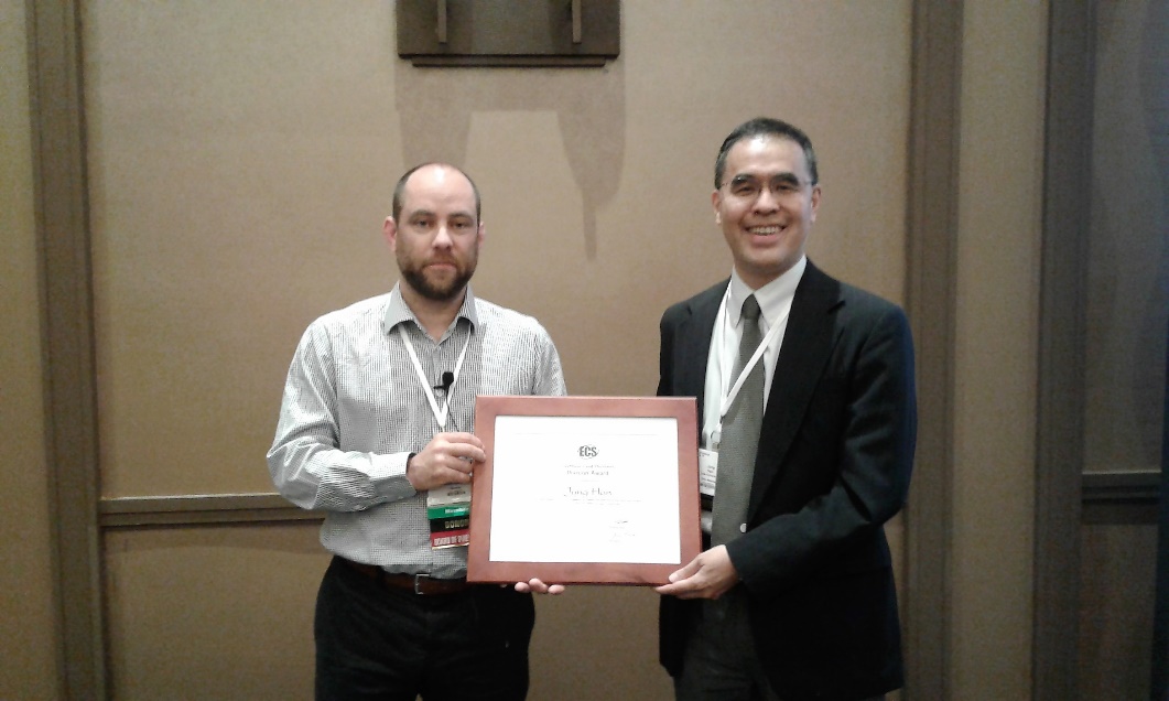 Saphlux聯(lián)合創(chuàng)始人韓仲教授獲美國電化學(xué)學(xué)會(huì)電子與光子學(xué)部獎(jiǎng)