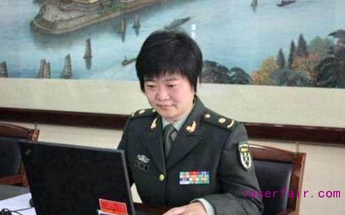 比核彈還厲害的女人，中美30年差距被她填平，外號激光女神