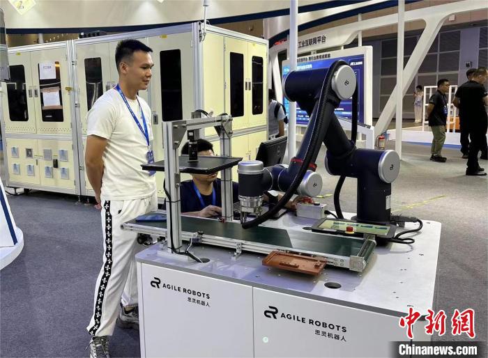 近萬件“硬核”科技產品亮相廣東佛山