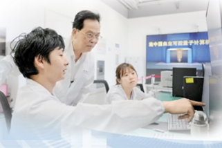 中國科學(xué)院院士、中國科學(xué)技術(shù)大學(xué)教授郭光燦： 四十余載追尋量子之光