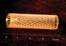 生物可吸收支架原型的筋寬約為80微米，筋厚150微米