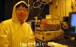 金鐘福（Jong Bok Kim）屬于研究小組，他發(fā)現(xiàn)，微觀褶皺可顯著提高太陽能電池的功率