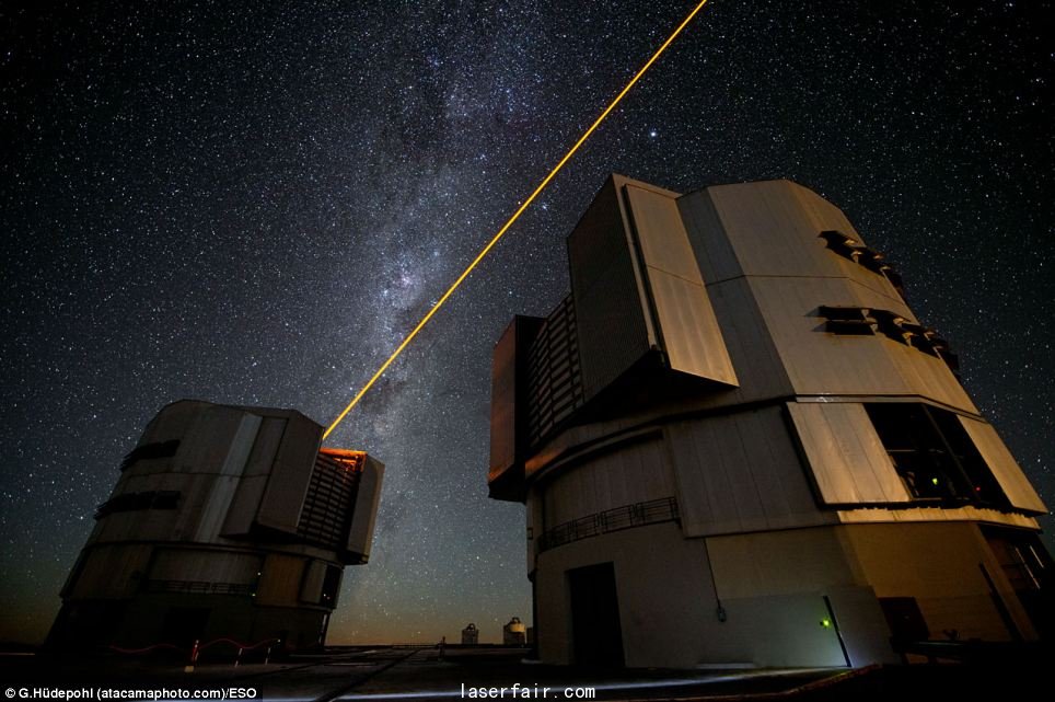 研究人員在大氣層高處創(chuàng)造了一顆人造恒星，它能夠糾正受大氣湍流影響的圖像，形成更加銳利的圖片。