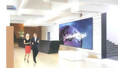 100寸超薄冷屏 炫幕激光電視真機體驗 