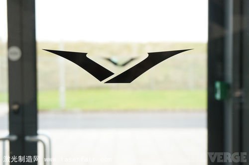 一探Vertu總部究竟：最奢侈的手機是怎么造出來的？